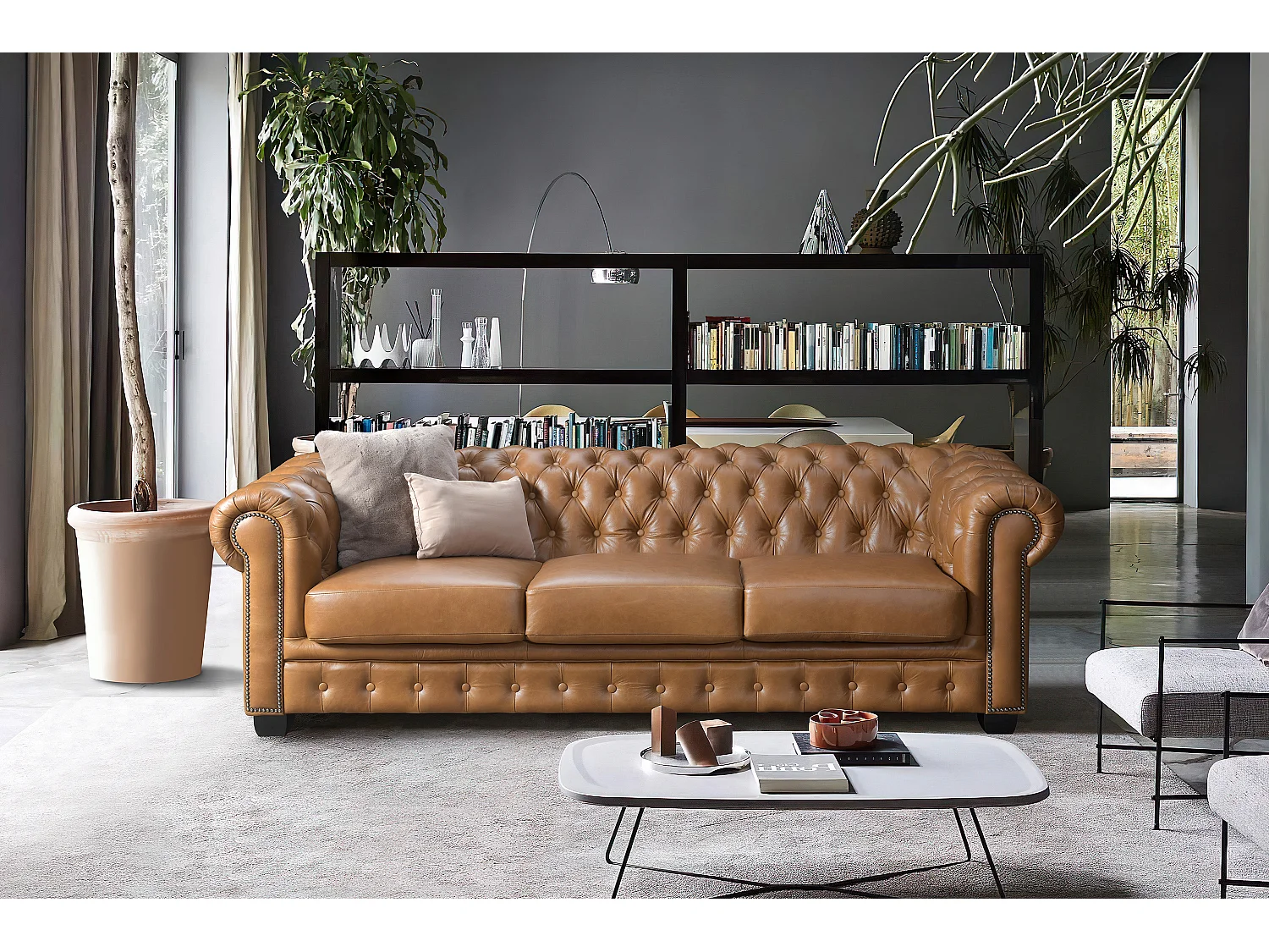Chesterfield zitbank 4 plaatsen BRENTON 100% buffelleer - Vintage caramel - Koop nu online