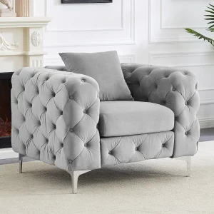 Chesterfield-fauteuil van lichtgrijs velours en metalen poten EDWINA Chesterfield-fauteuil van lichtgrijs velours en metalen poten EDWINA