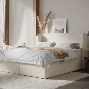 Boxspringbed met hoofdeinde van bouclestof – Skyline – matras en dekmatras – 200×200 cm – creme Boxspringbed met hoofdeinde van bouclestof – Skyline – matras en dekmatras – 200×200 cm – creme