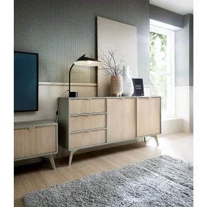 Buffetkast in hout gelaagd 2 deuren en 3 laden, 158×80 cm Buffetkast in hout gelaagd 2 deuren en 3 laden, 158×80 cm