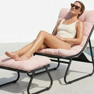 Buitenfauteuil van staal met kussen en inbegrepen poef, moderne tuinstoel voor terras en balkon Buitenfauteuil van staal met kussen en inbegrepen poef, moderne tuinstoel voor terras en balkon