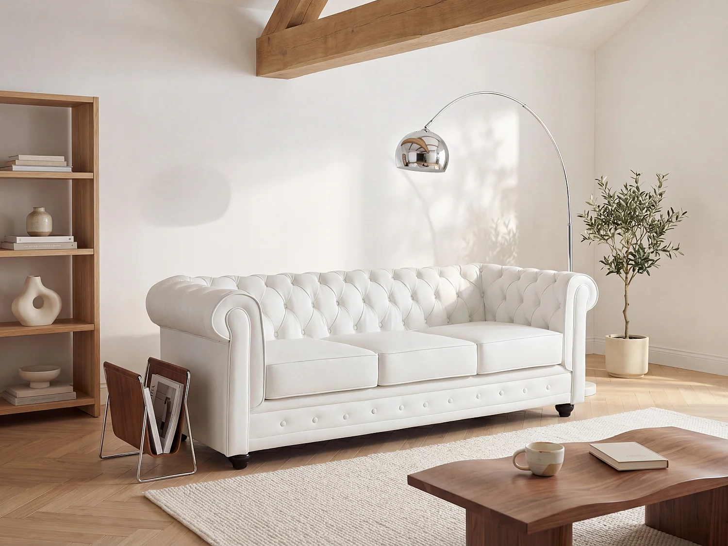 Tweezitsbank van wit buffelleer CHESTERFIELD
